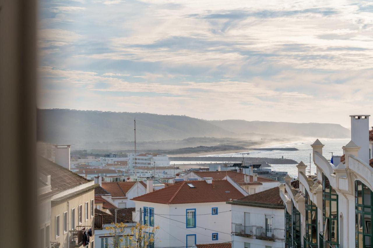 Dina'S Home At Nazare Beach Eksteriør bilde
